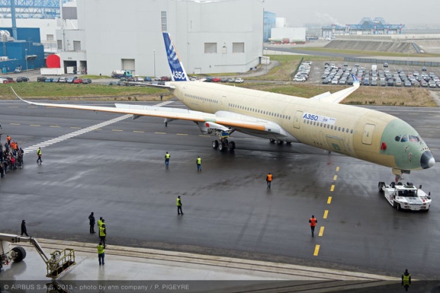 Airbus A350 (Grd) TLS (Airbus)(LR)