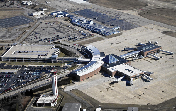 Newport News-Williamsburg International Airport (PHF)(LRW)