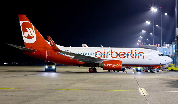 Airberlin Retires Its Last Own Boeing 737 700 Delivers It